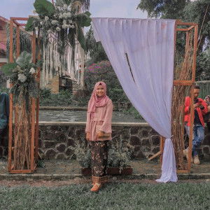 Elsa Putri Ratmadiani profile icon