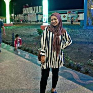 Diena Fanny Aslam profile icon