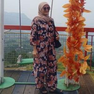 Tri'astuti Novita Sari profile icon