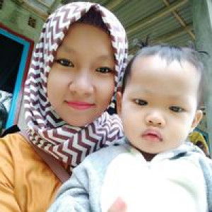 Dwi Dwi Astuti profile icon