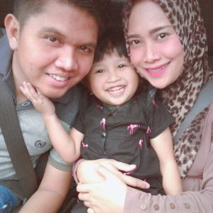 Reri Asrianti profile icon