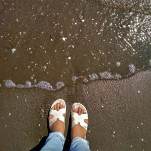 itsna rizqiyyah profile icon