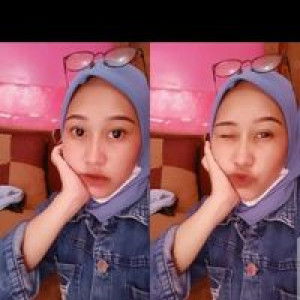 Devi Apriani profile icon