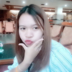 นัชชา กันดี profile icon