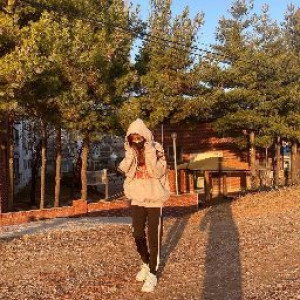 May Cantika Dewi profile icon