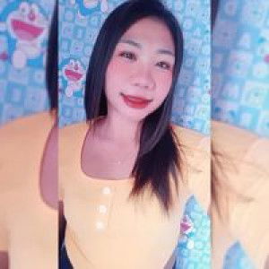 เดือน น้อย คอยรัก profile icon