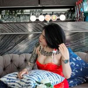 พลอย profile icon