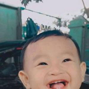 Khairina Sholihat profile icon