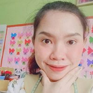 Sugar April profile icon