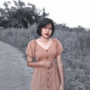 Páradiés Póü profile icon