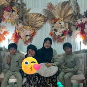 Absah Zahari profile icon