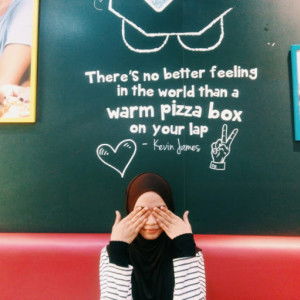 sarah amris profile icon