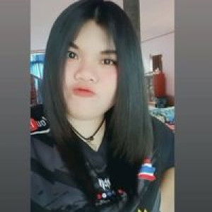 อิ' หวึ่ง. profile icon