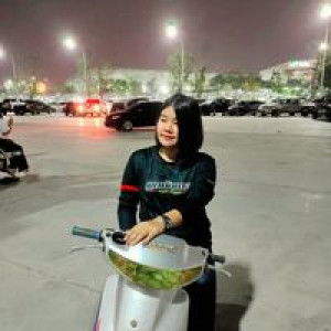 Eve Amonrat profile icon