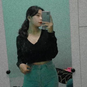 Icha Choirunnissa profile icon