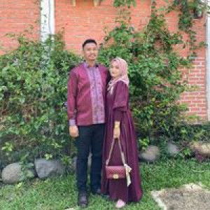 Tata Irien Tri Putri profile icon