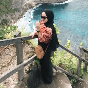 Kartika febri Yuliani profile icon