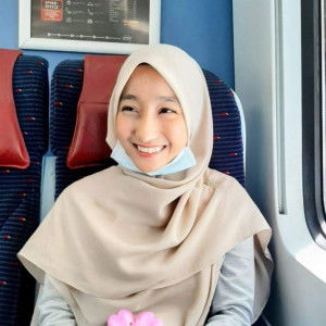 Wan Nur Dini Wan Safri Zamani profile icon