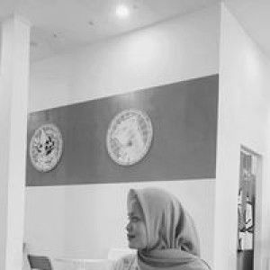 Tinah Markani Mursid profile icon