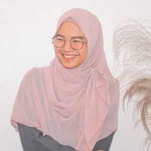 Helmida Fitri profile icon