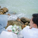 Putri Khoirunnisa profile icon