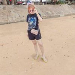 Mo May'z profile icon