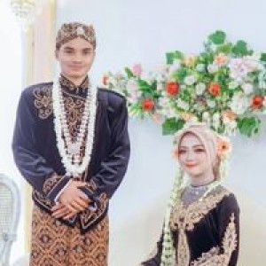 Maya Rudyanto profile icon