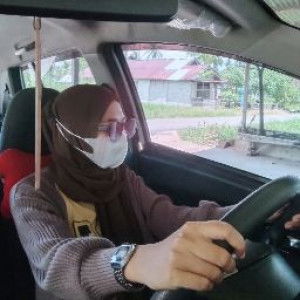 Tri wahyuni profile icon