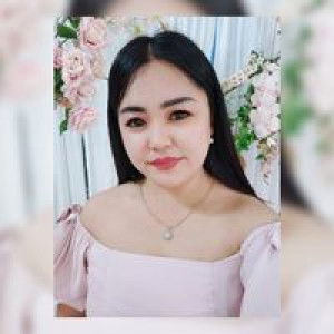 Bee  Bee profile icon