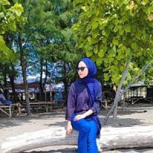 Safitri Apriliani profile icon