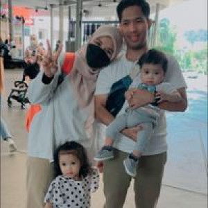 Nur Iman Aina profile icon