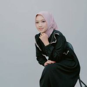 Novia Ratna Safitri profile icon