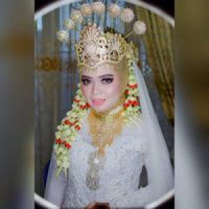 Gita Lestari profile icon