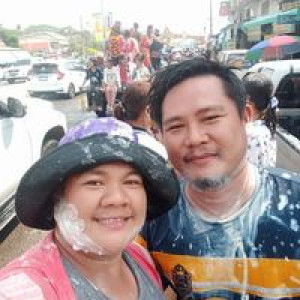 พิน ยุพิน นาเมือง profile icon