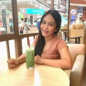 อ้อม พรพิมล profile icon