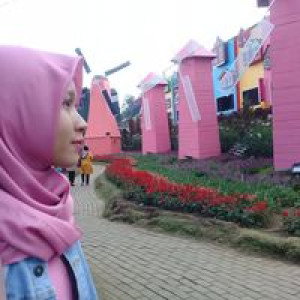 Indriana Ulfa profile icon
