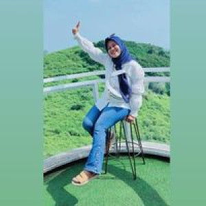 Cici Novitasari profile icon