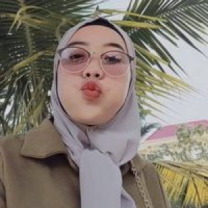 Rini Novianti Cahaya profile icon