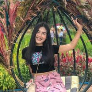 Cheese'zii Rose profile icon