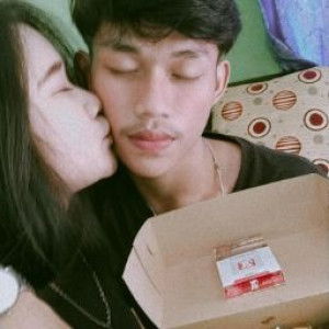 Rini Apriliani profile icon