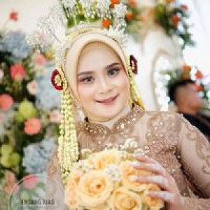 nur istikhomah profile icon