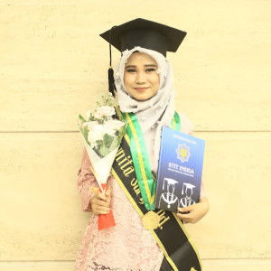 yunita sari profile icon