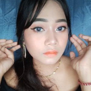 yogi suartika dewi profile icon