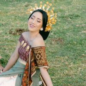 Mirah Adnyani profile icon