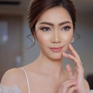 Bunnii Bee profile icon