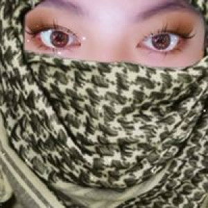 Nur Zieah profile icon