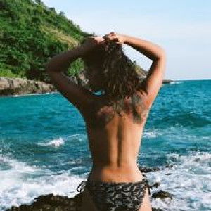 Oye Charlotte profile icon