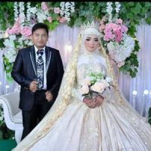 Riskiyah Fitri profile icon