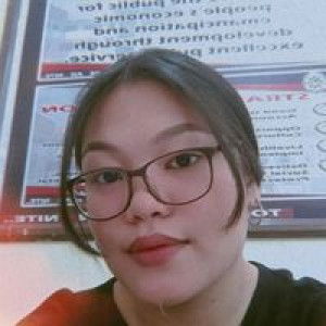 Louella Cosare-Sagaral Milano profile icon