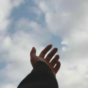 Hesti ertionita profile icon